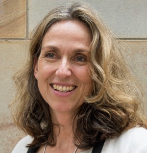 Professor Susanne Schmidt